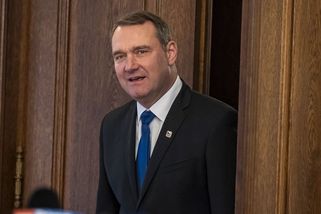 Fiala z SPD: Muniční iniciativa pokračovat nebude - Novinky